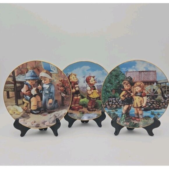 Lot of 3 Hummel Little Companions Plates Danbury Mint 23kt Gold Trim Porcelain - Picture 1 of 8